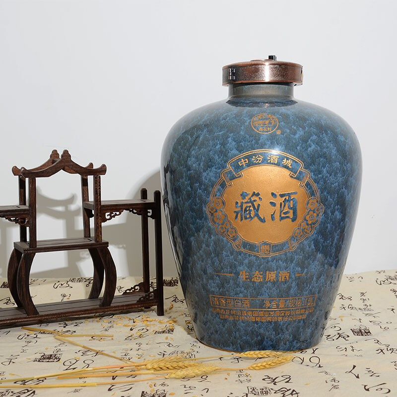 汾酒集團(tuán)2018藏酒生態(tài)原酒口感清香型65度白酒15000大壇裝